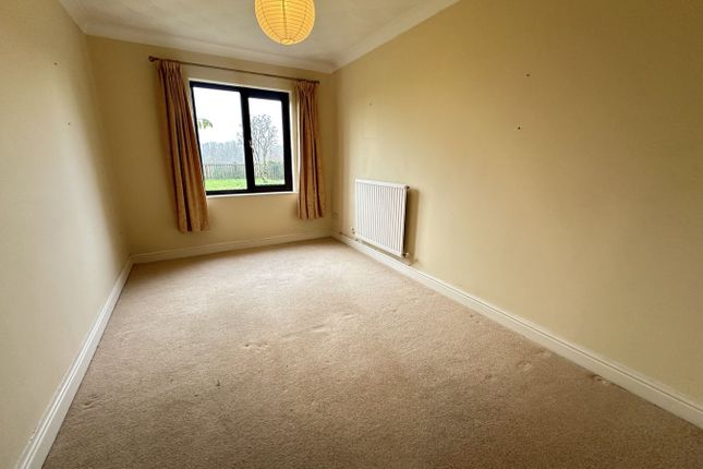 48, Beacons Park, Brecon photo 4