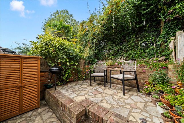 45, Harold Road, Surrey photo 4