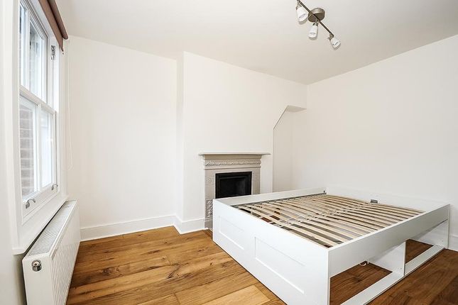 Maisonette (C/O Edward Michael Harris), 33, Harberton Road, London photo 4