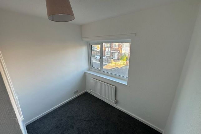 17, Sandringham Road, Middlesbrough photo 5