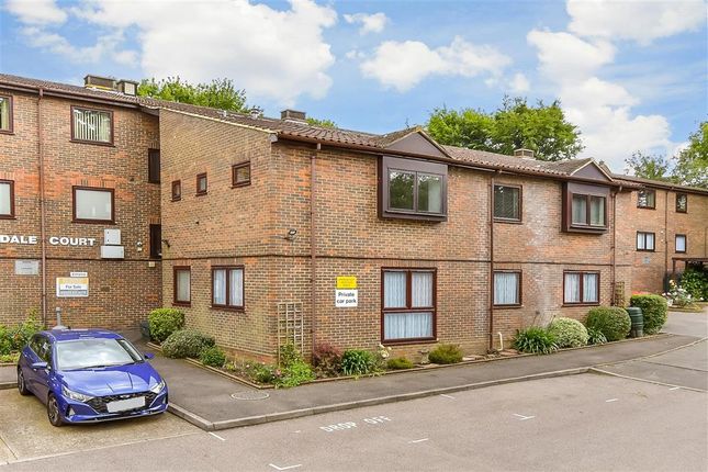 Thumbnail Flat for sale in Hopewell Drive, Chatham, Kent