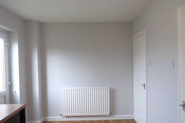 3 River Court, Fakenham photo 3