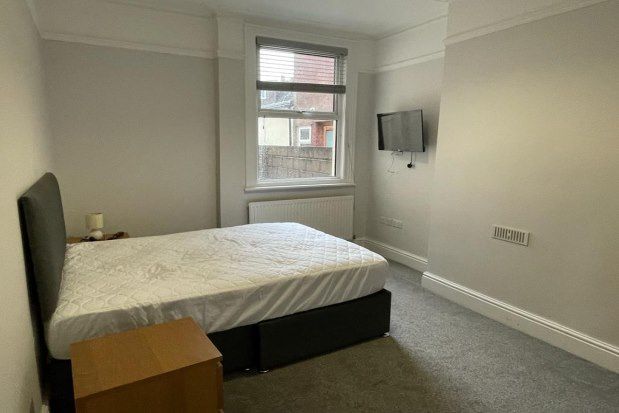 Room to rent in Clift House Road, Bristol BS3