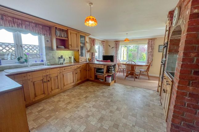 44, Ashburton Road, Ickburgh photo 3