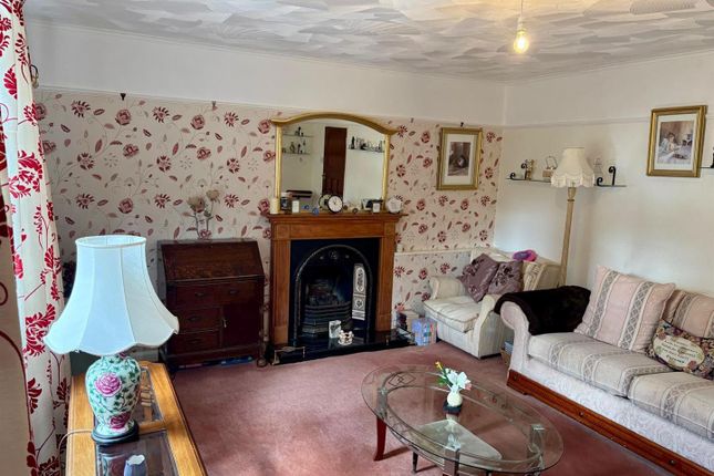 2, Green Lane Cottages, Farnham photo 4