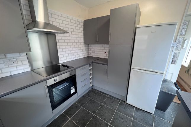 Shared accommodation to rent in Langland Terrace, Brynmill, Swansea