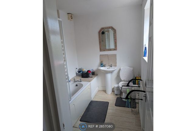 Worcester Road, Summerfield, Kidderminster photo 5