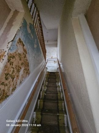 108, Cark Road, Keighley photo 5