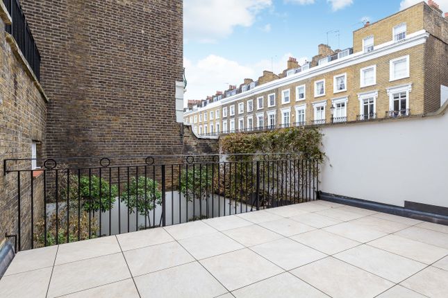 End terrace house to rent in Milner Street, London