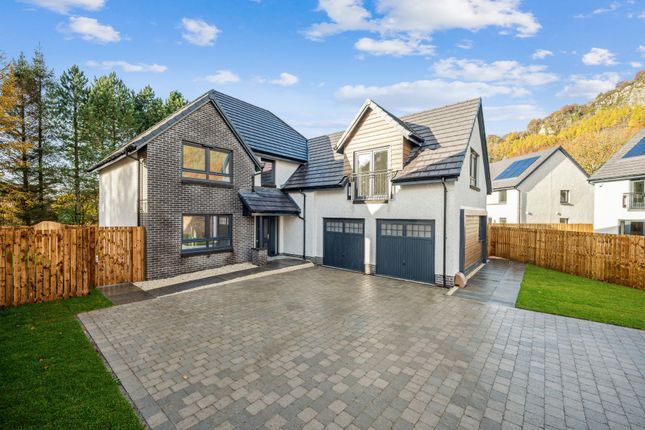 Thumbnail Detached house for sale in Walnut Grove, Perth, Perthshire
