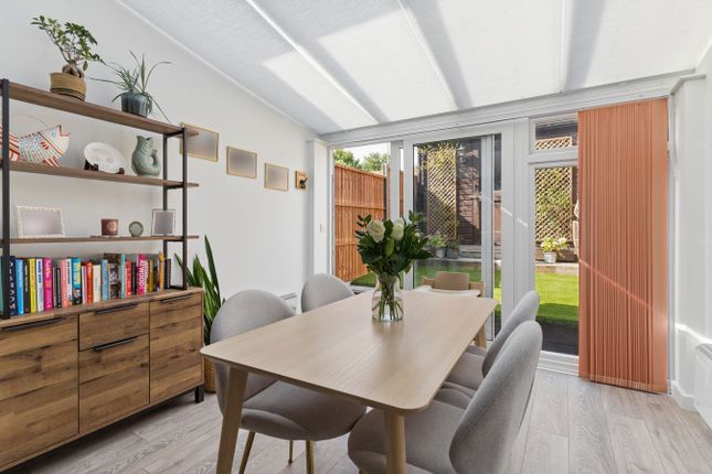 4, Campbell Close, Hitchin photo 4