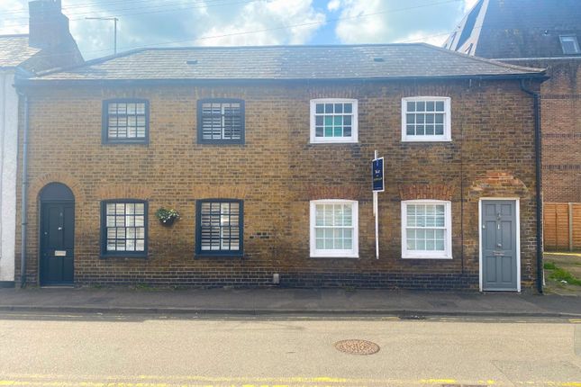 Thumbnail End terrace house to rent in Russell Street, Windsor, Berkshire