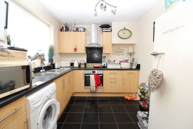 Terraced house to rent in Ickleton Road, Mottingham
