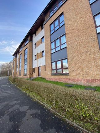 Flat to rent in Saucel Crescent, Paisley, Renfrewshire PA1