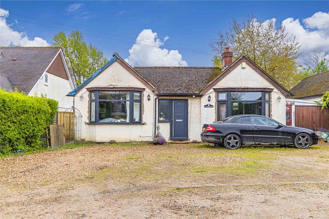 Thumbnail Bungalow for sale in New Road, Chipperfield, Kings Langley, Hertfordshire