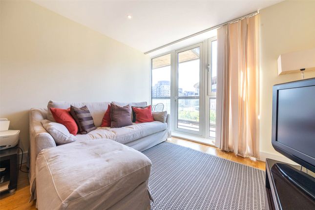 Thumbnail Flat for sale in 71F Drayton Park, London