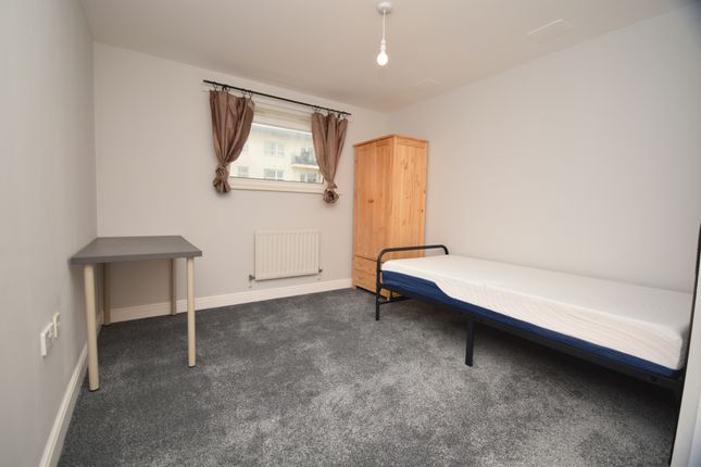 134, Clarkson Court, Hatfield photo 4