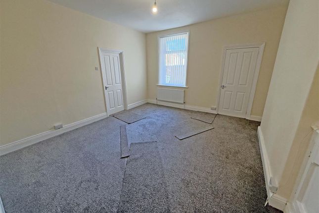 49, Chirton West View, North Shields photo 2