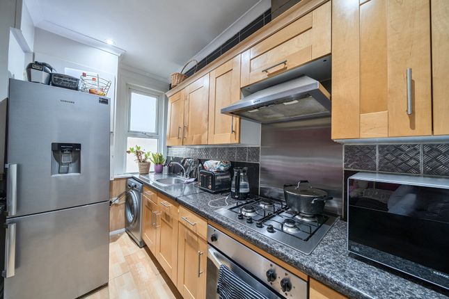 51A,, Grant Road, Middlesex photo 3