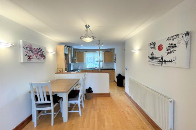 End terrace house for sale in Silver Strand West, Eastbourne