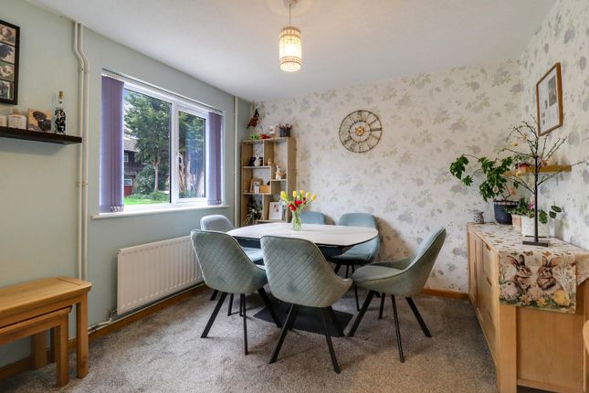 108, CABELL ROAD, GUILDFORD photo 2