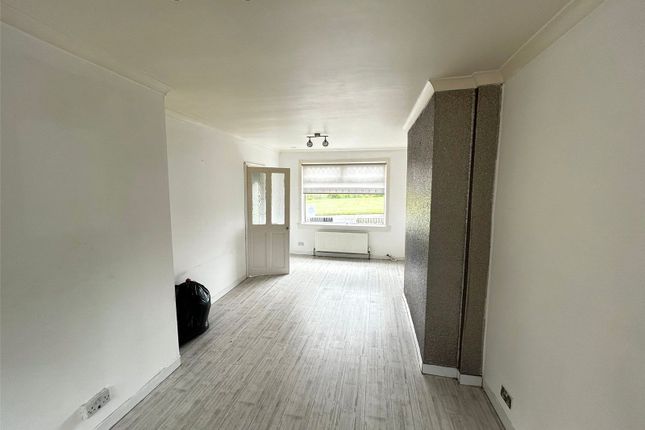 33, Hawthorn Avenue, Wishaw photo 3