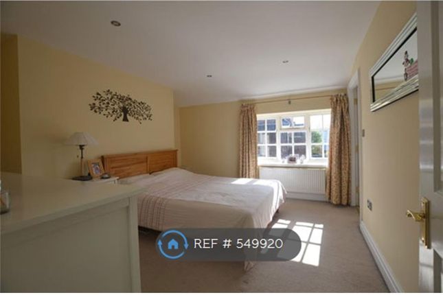 Room To Rent In Roman Road Corby Nn18 Zoopla