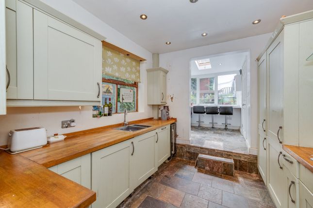 17 Ratcliffe Road, Sheffield photo 4