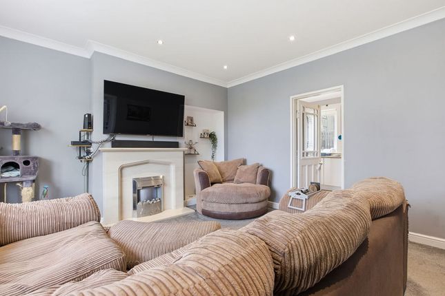 3 Rockmount Avenue, Glasgow photo 4