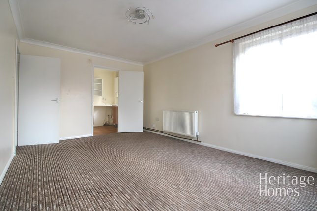 8 Baxter Court, Norwich photo 4