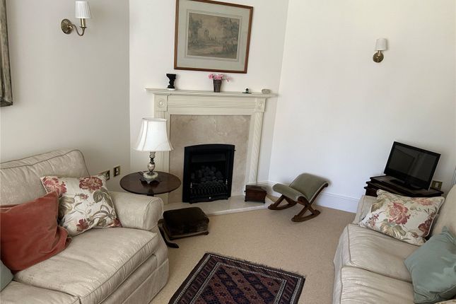 7, Church Place, Sherborne photo 3