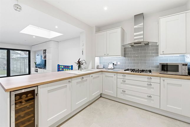 31, Evelyn Crescent, Sunbury photo 3
