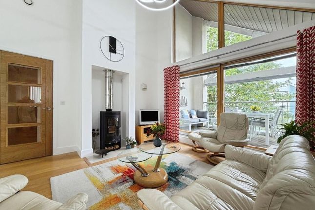 11, Moncrieff Gardens, Hythe photo 2