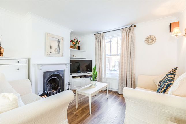 28, Albert Road, Surrey photo 4