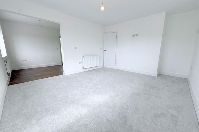 10, Vaughan Avenue, Bottesford photo 3