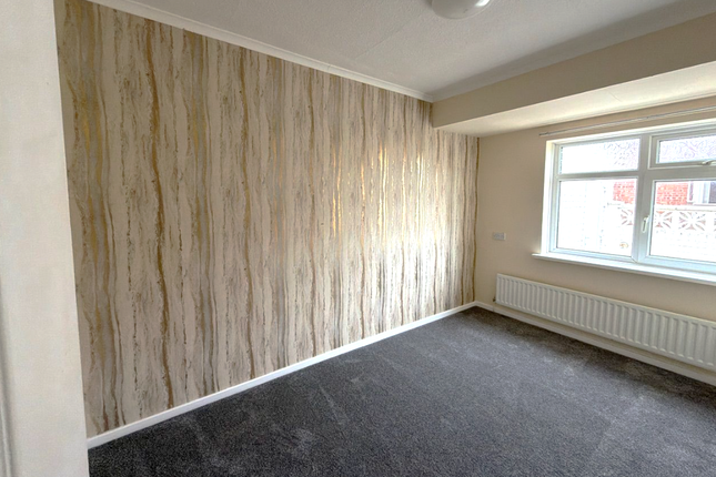 18 Exeter Avenue, Seaham photo 4