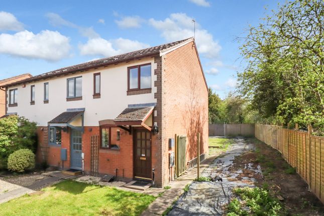 End terrace house for sale in Barkus Close, Southam, Warwickshire