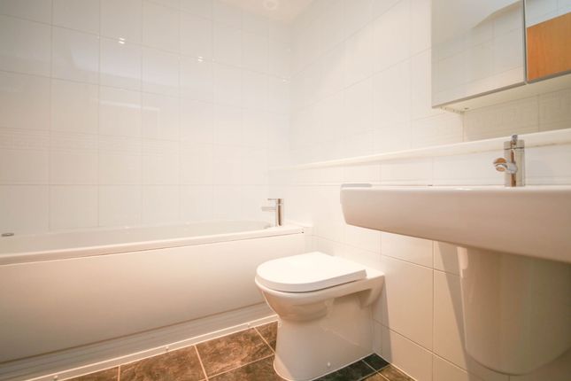 Apt 16, Trencherfield Mill Heritage Way, Wigan photo 5