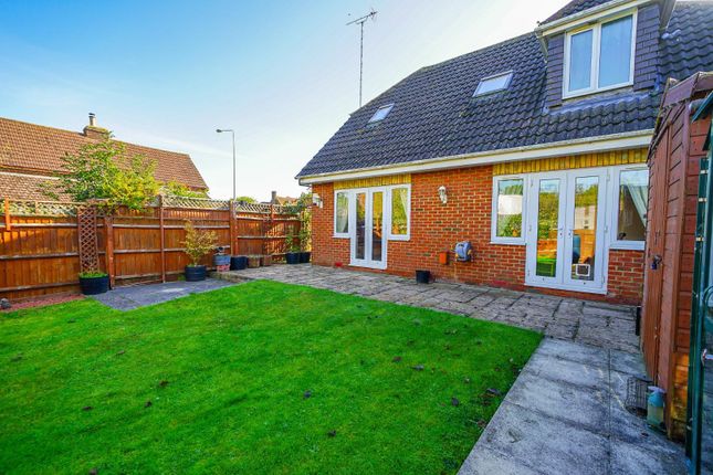 Detached house for sale in Leighton Road, Hockliffe, Leighton Buzzard
