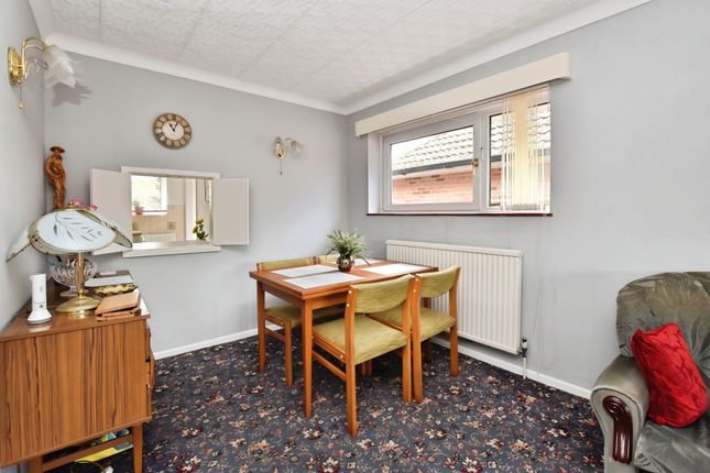 12, Crossingfields Drive, Devon photo 4