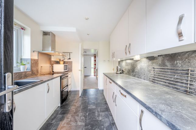 7 Osborne Walk, Harrogate photo 2