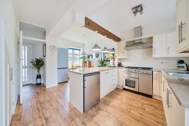 4-bed semi-detached on 2, Abbotsham Road, Bideford, £294,000