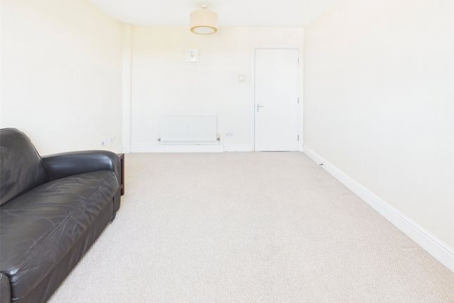15, Rowntree Road, TWICKENHAM photo 3