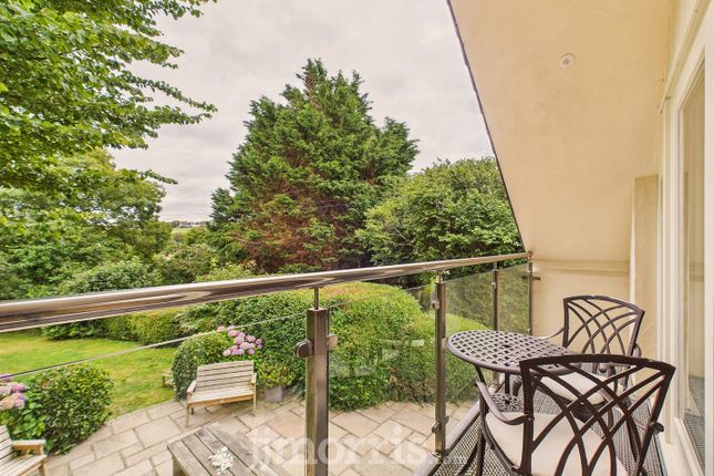 Inverted Balcony