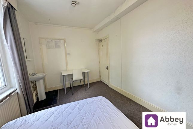 Room 4, 10, Talbot Lane, Leicester photo 3