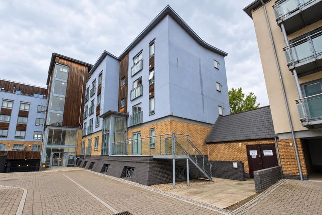 Quayside Drive, Colchester photo 3