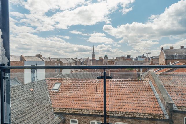 Flat 20, 38 Low Friar Street, Tyne and Wear photo 4