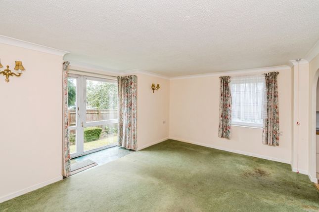 12, Homespinney House, Southampton photo 4
