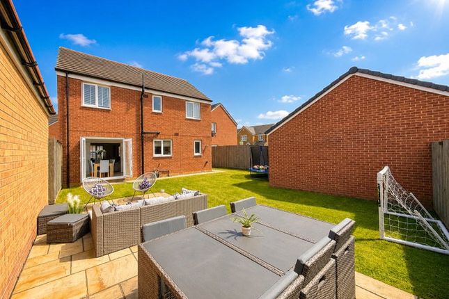 118, Maes Y Glo, Llanelli photo 2