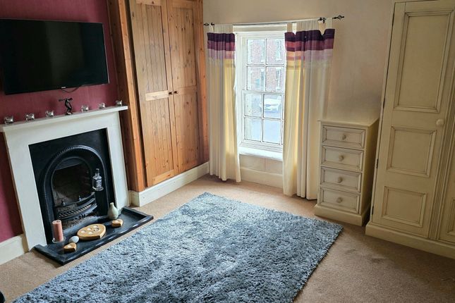9 High Street, Goole photo 2